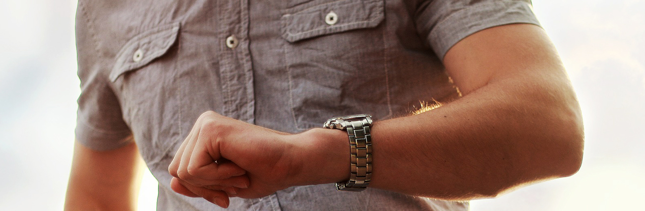 WARRANTY 2 YEARS WATCH OWNERS CLUB