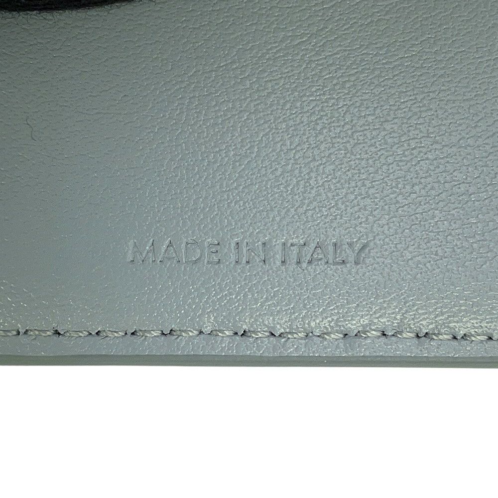 セリーヌ 三つ折り財布 トリオンフ スモール フラップウォレット 10D783DPV CELINE 財布