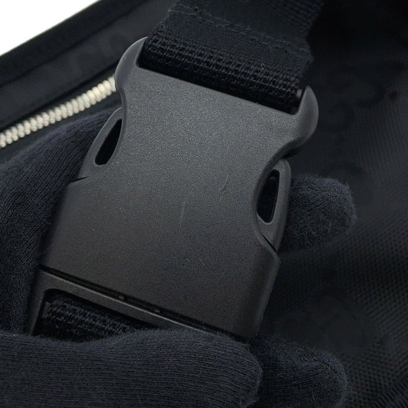 グッチ ボディバッグ  オフザグリッド GGナイロン 739376 GUCCI ウエストバッグ 黒