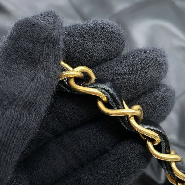 シャネル ハンドバッグ シャネル22 ミディアム シャイニーカーフレザー AS3261 CHANEL バッグ ショルダーバッグ 黒