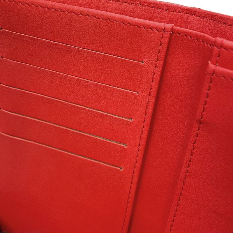 シャネル 三つ折り財布 マトラッセ ココマーク ミディアム フラップウォレット キャビアスキン A84341 CHANEL