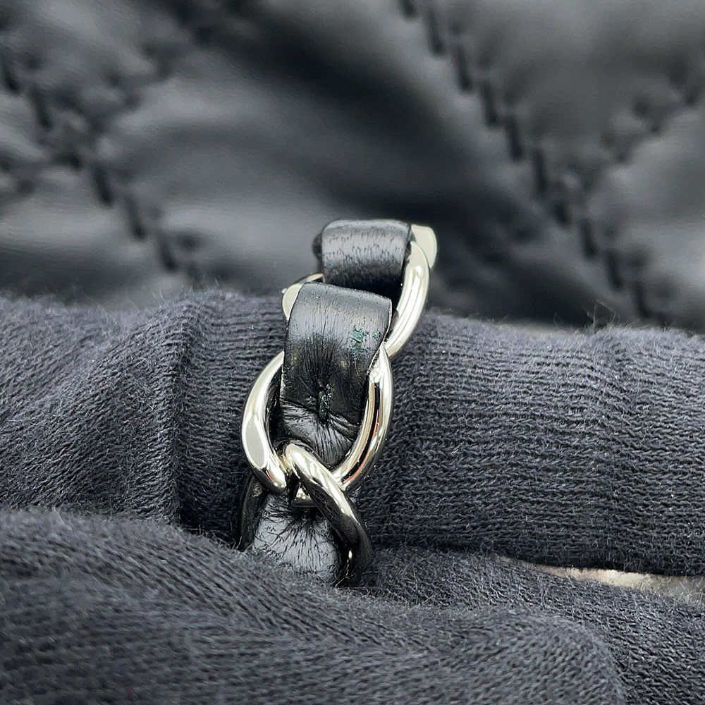 シャネル チェーンショルダーバッグ マトラッセ ココマーク ウルトラステッチ ダブルチェーン レザー CHANEL A50853 黒