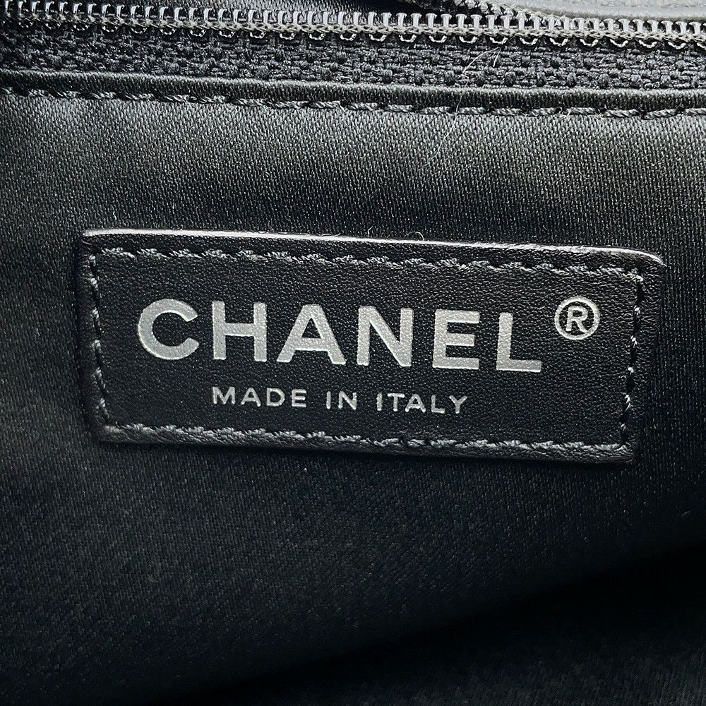 シャネル チェーンショルダーバッグ マトラッセ ココマーク ウルトラステッチ ダブルチェーン レザー CHANEL A50853 黒