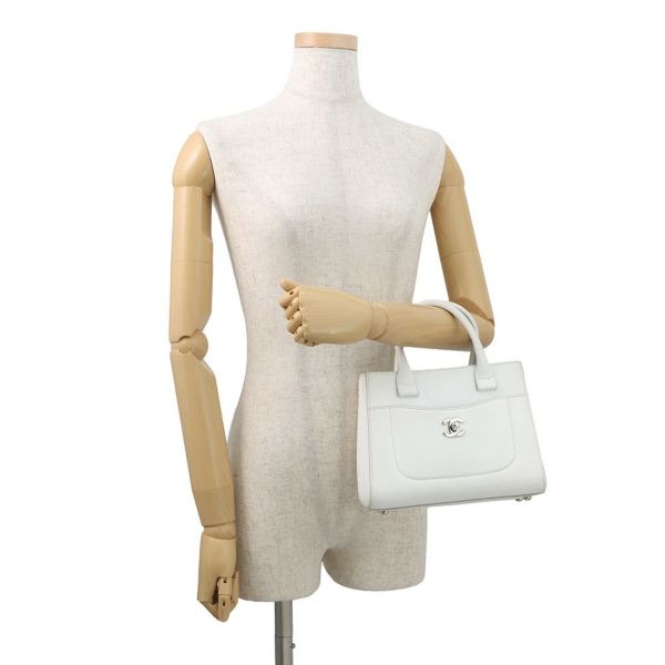 シャネル ハンドバッグ ココマーク ネオエグゼクティブ Neo Executive スモール A69929 CHANEL 2way 白