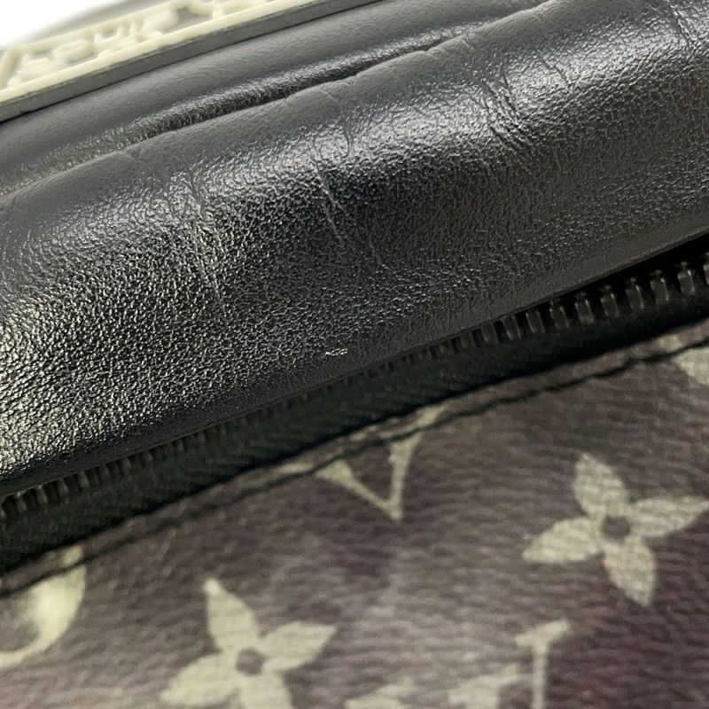 ルイヴィトン ボディバッグ モノグラム・ギャラクシー ディスカバリー・バムバッグ M44444 LOUIS VUITTON クロスボディ メンズ