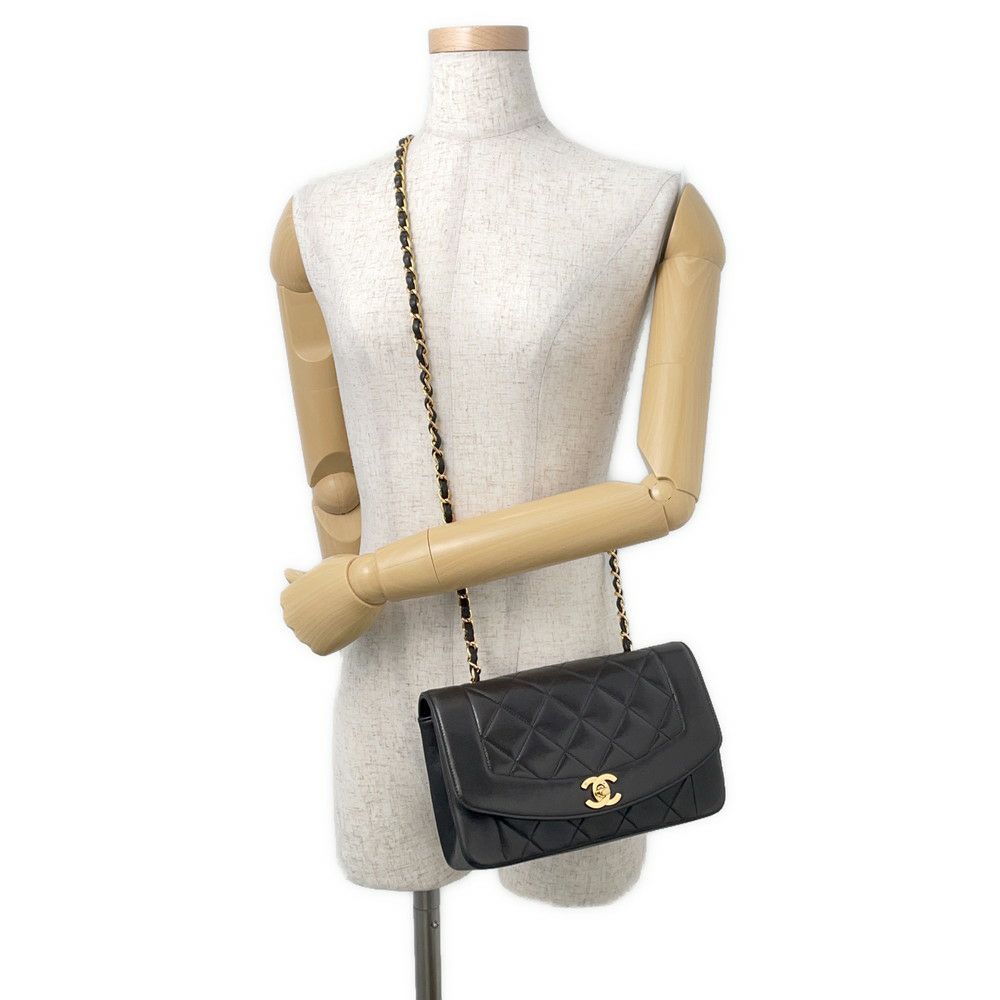 シャネル チェーンショルダーバッグ マトラッセ ココマーク ダイアナ ラムスキン A01164 CHANEL 黒
