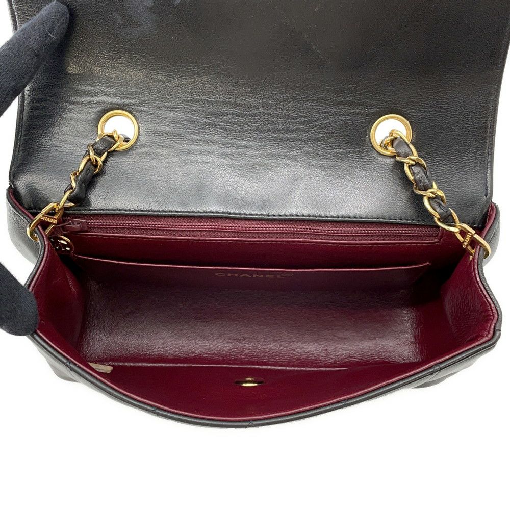 シャネル チェーンショルダーバッグ マトラッセ ココマーク ダイアナ ラムスキン A01164 CHANEL 黒