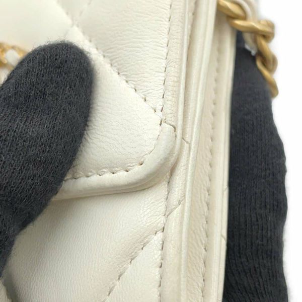 シャネル チェーンウォレット 19 コインパース ラムスキン CHANEL 財布 白