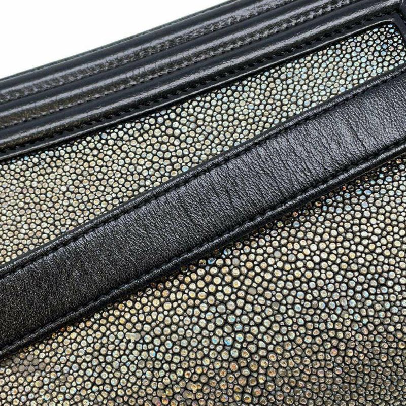 シャネル チェーンショルダーバッグ ボーイシャネル ガルーシャ CHANEL スティングレイ 黒