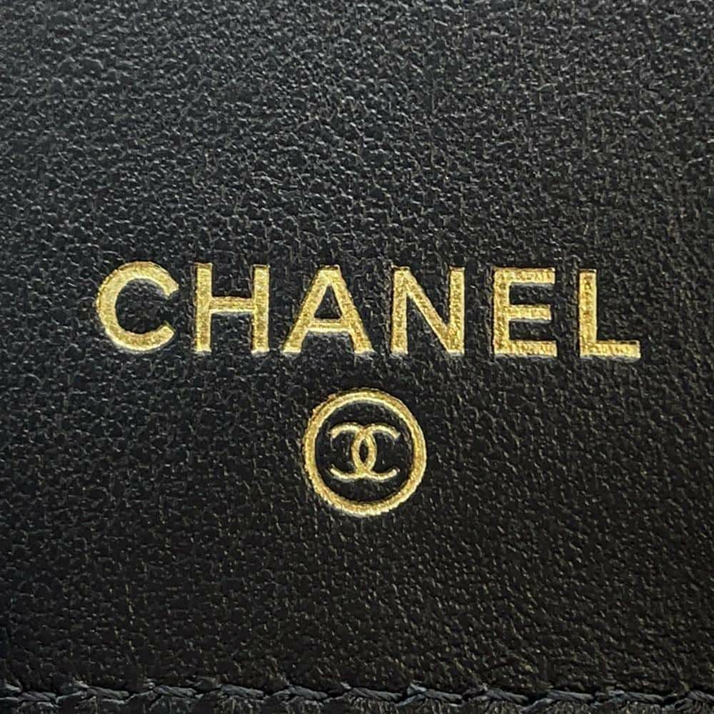 シャネル 三つ折り財布 マトラッセ ココマーク コンパクトウォレット キャビアスキン AP4084 CHANEL 財布 黒