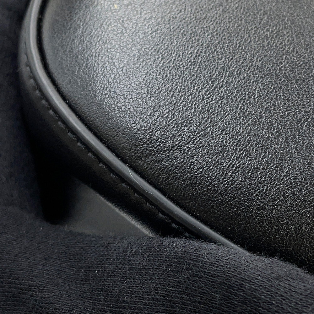 セリーヌ ショルダーバッグ トリオンフ スモール バケットバッグ カーフレザー 118293 CELINE 黒