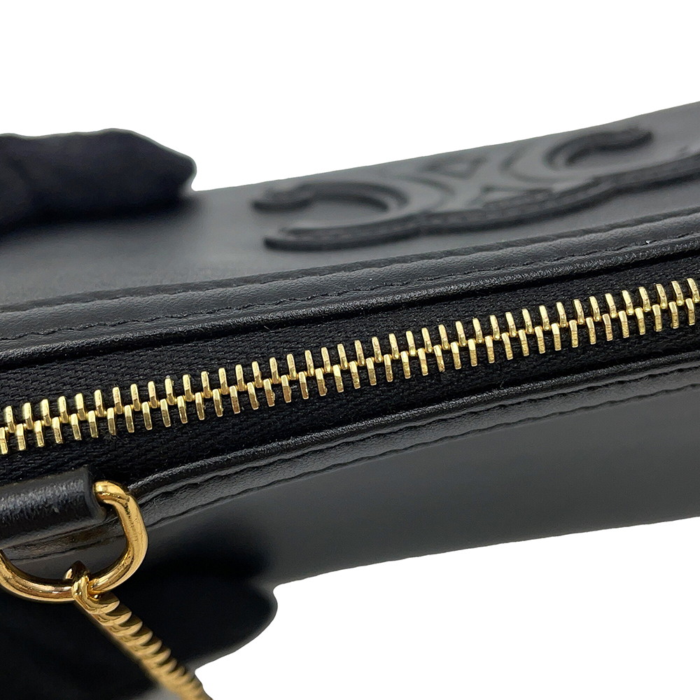 セリーヌ チェーンショルダーバッグ キュイル トリオンフ チェーンクラッチ 10E383DR8 CELINE 黒