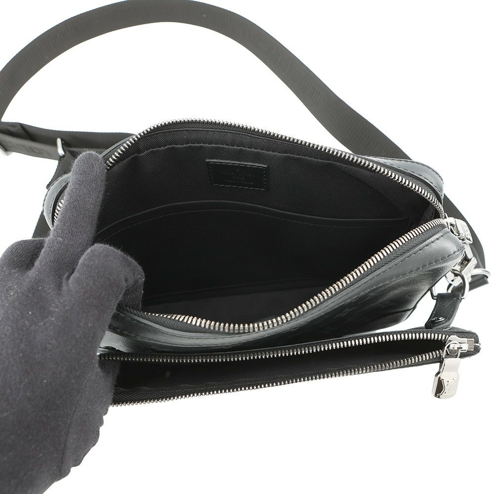 ルイヴィトン ショルダーバッグ モノグラム・エクリプス リバース トリオ・メッセンジャー M69443 ブラック 黒