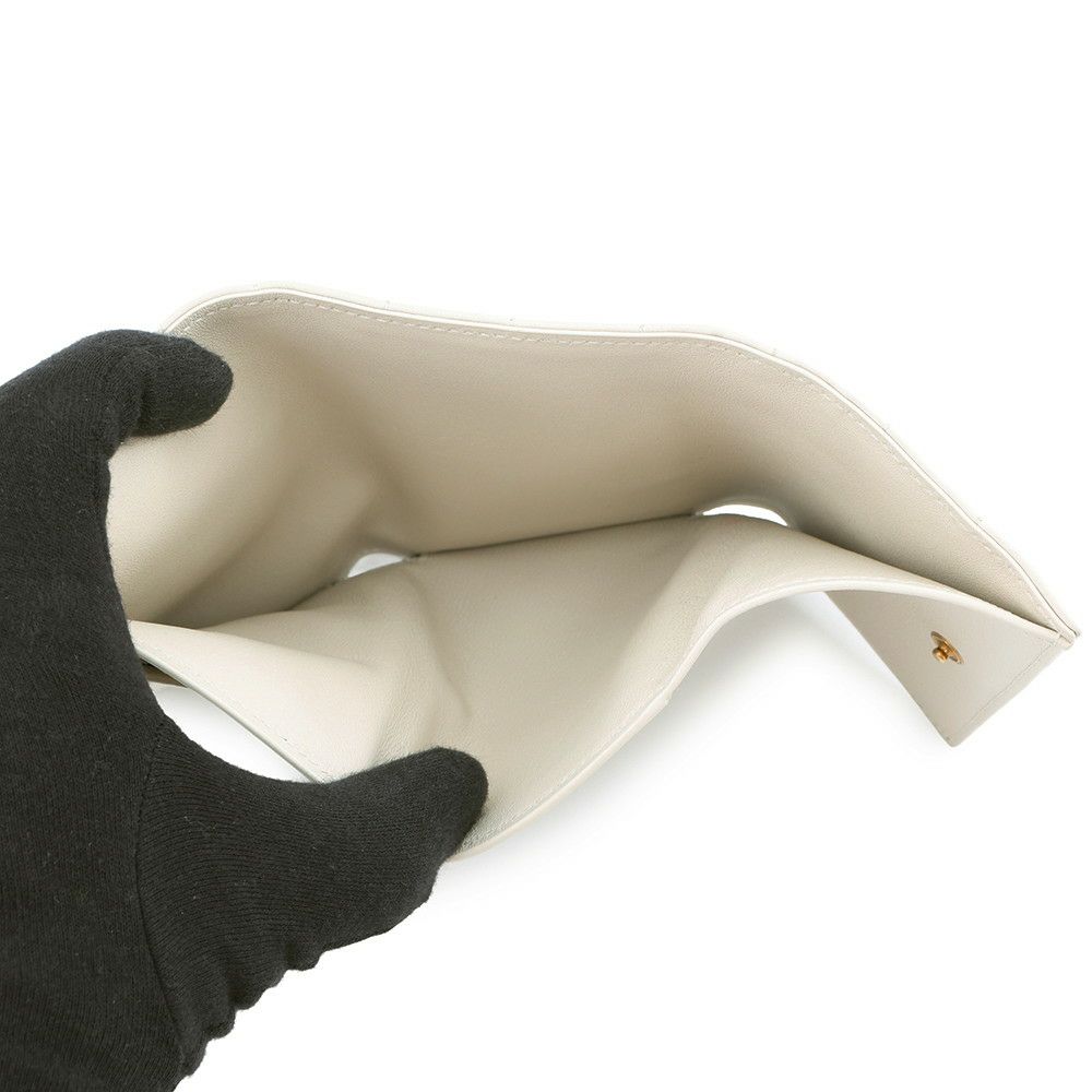 サンローランパリ 三つ折り財布 カサンドラ マテラッセ カレ コンパクト ウォレット ラムスキン 800763 SAINT LAURENT PARIS