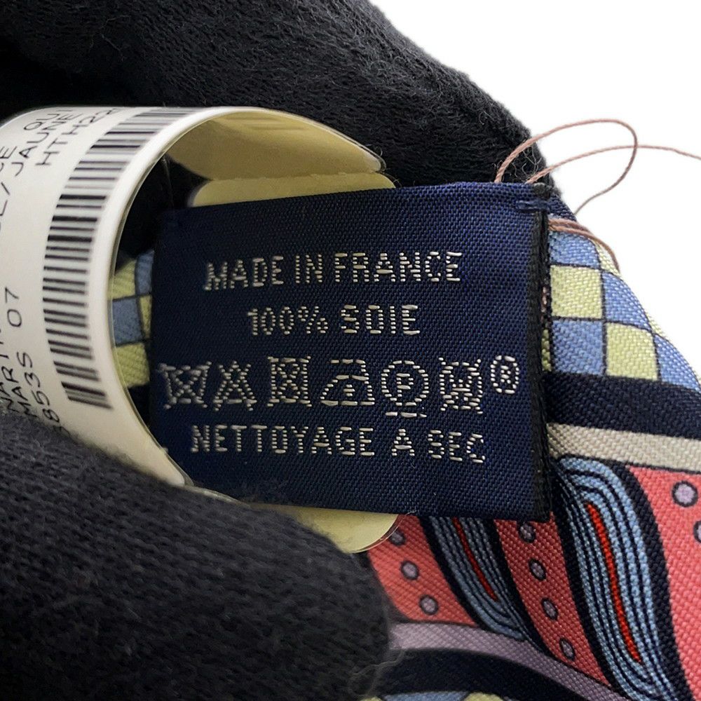 エルメス スカーフ ツイリー ハーネスの薔薇窓 Harnais en Rosace HERMES シルクツイル 2022秋冬