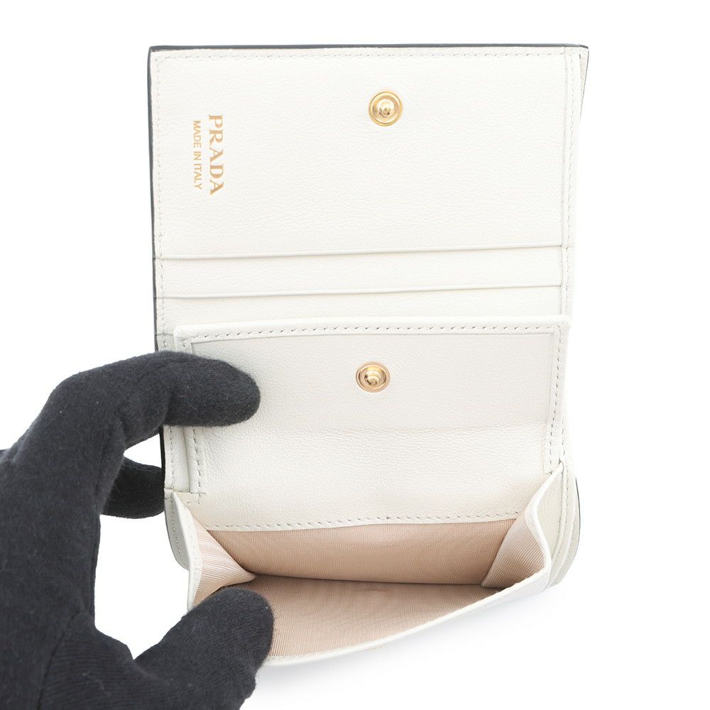 プラダ 二つ折り財布 コンパクトウォレット レザー 1MV204 PRADA 白