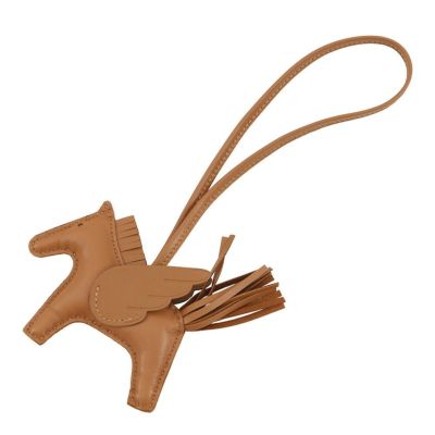 エルメス バッグチャーム ロデオPM ペガサス ゴールド ラムスキン W