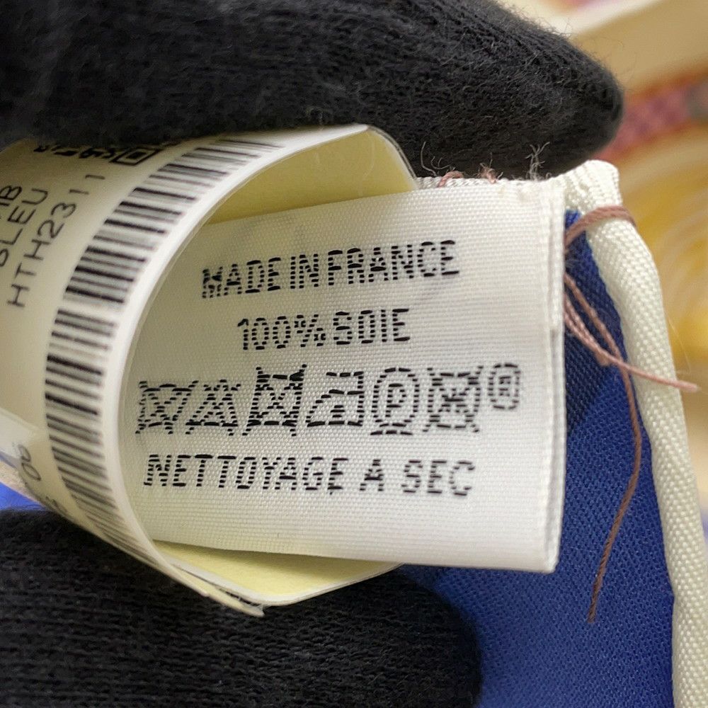 エルメス スカーフ カレ90 ダブルフェイス たいまつの光 A la Lumiere du Flambeau HERMES シルク 2024春夏