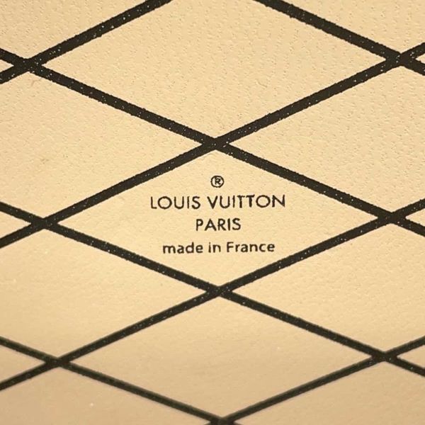 ルイヴィトン ショルダーバッグ エピ プティット・マル M54651 LOUIS VUITTON トランク レッド ブラック 黒