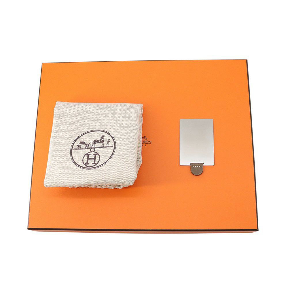 エルメス ショルダーバッグ コンスタンス24 ミロワール エトゥープ/マットゴールド金具 エプソン K刻印