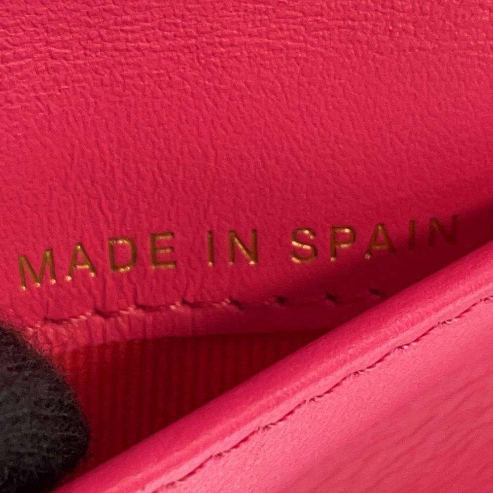 シャネル 三つ折り財布 マトラッセ ココマーク クラシック スモール フラップ ウォレット キャビアスキン AP0229 財布