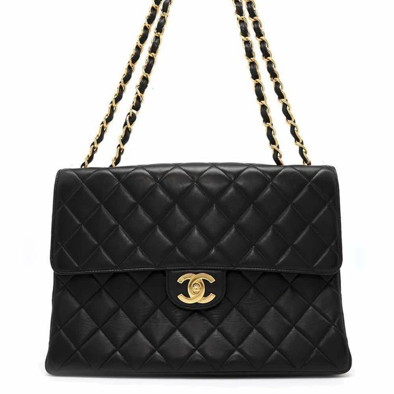 シャネル チェーンショルダーバッグ マトラッセ30 シングルフラップ ラムスキン CHANEL 黒