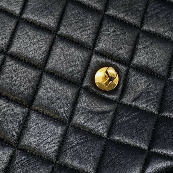 シャネル チェーンショルダーバッグ マトラッセ30 シングルフラップ ラムスキン CHANEL 黒