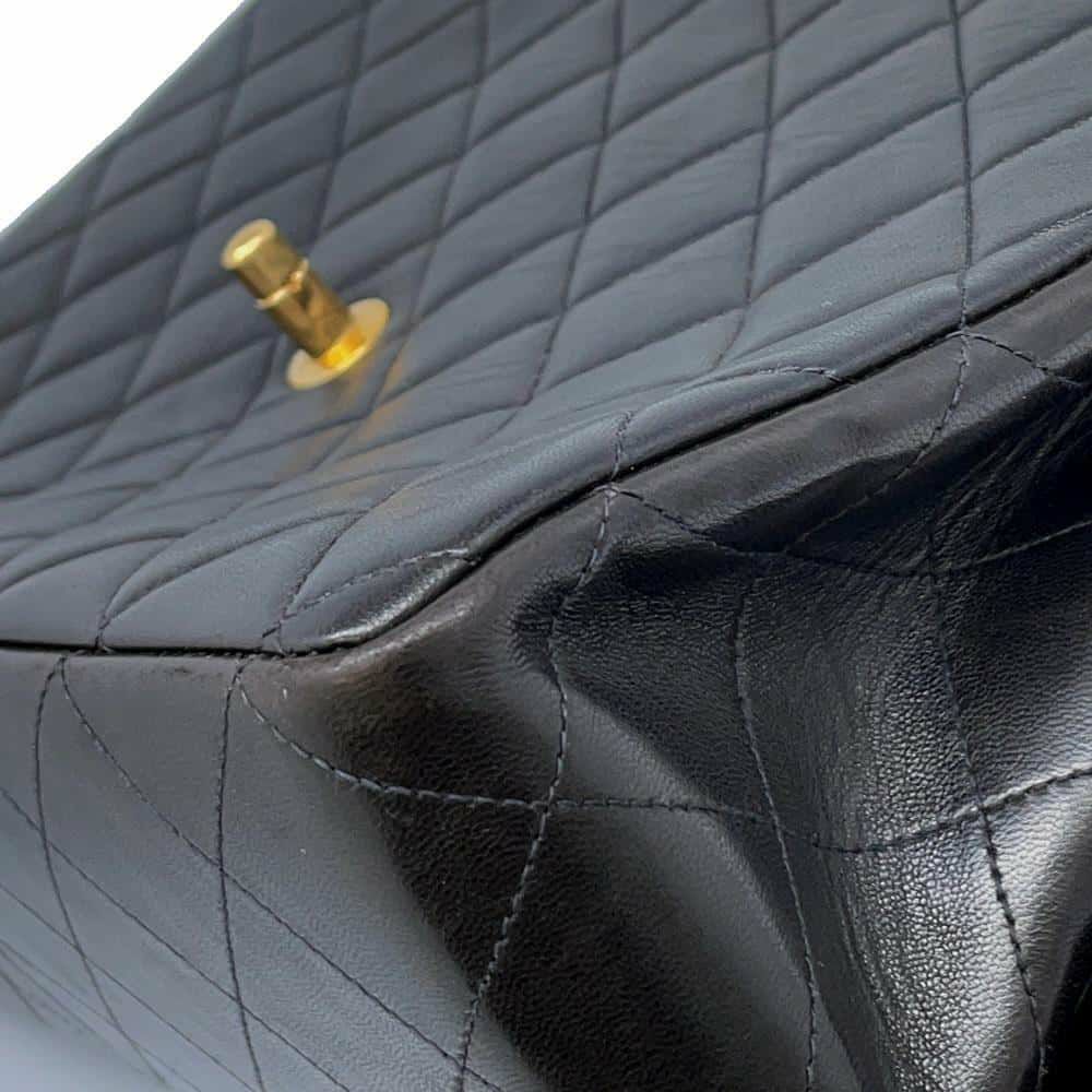 シャネル チェーンショルダーバッグ マトラッセ30 シングルフラップ ラムスキン CHANEL 黒