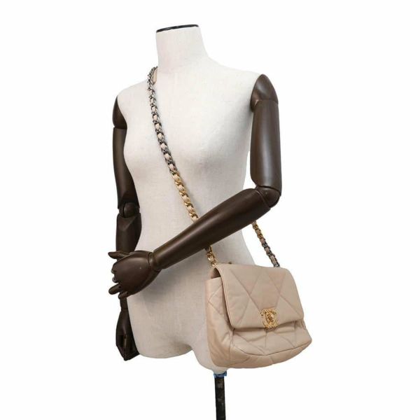 シャネル チェーンショルダーバッグ 19 フラップ ココマーク ラムスキン AS1160 CHANEL 2way