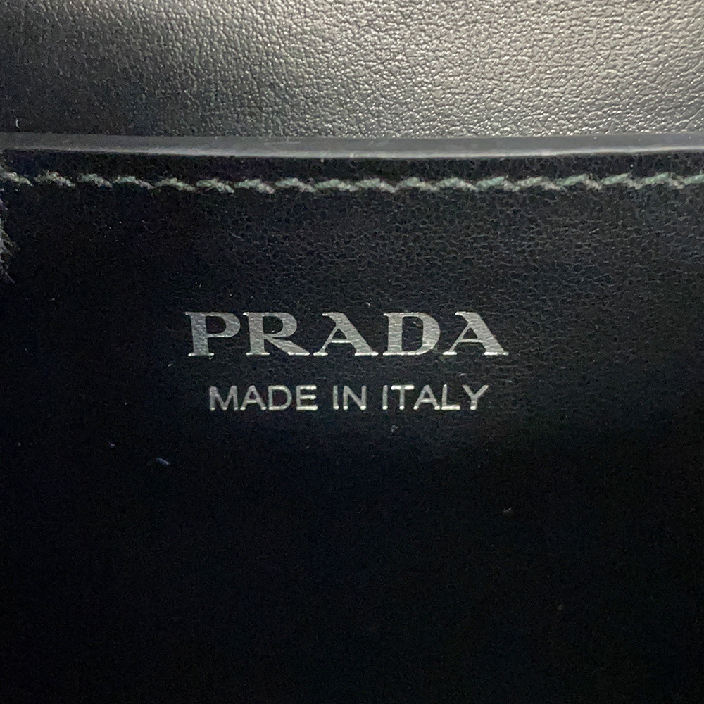 プラダ チェーンショルダーバッグ サフィアーノ ロゴ レザー 1BD127 PRADA 黒