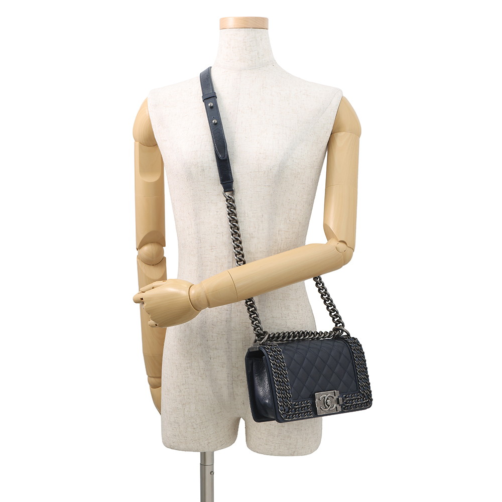 シャネル チェーンショルダーバッグ ボーイシャネル スモール マトラッセ ココマーク A67085 CHANEL