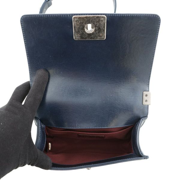 シャネル チェーンショルダーバッグ ボーイシャネル スモール マトラッセ ココマーク A67085 CHANEL