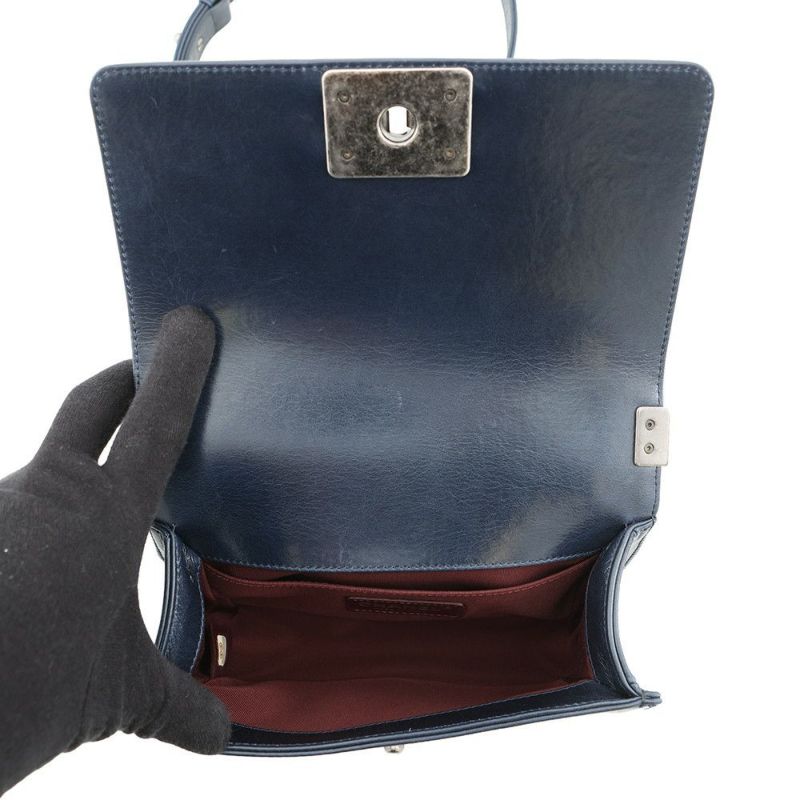 シャネル チェーンショルダーバッグ ボーイシャネル スモール マトラッセ ココマーク A67085 CHANEL