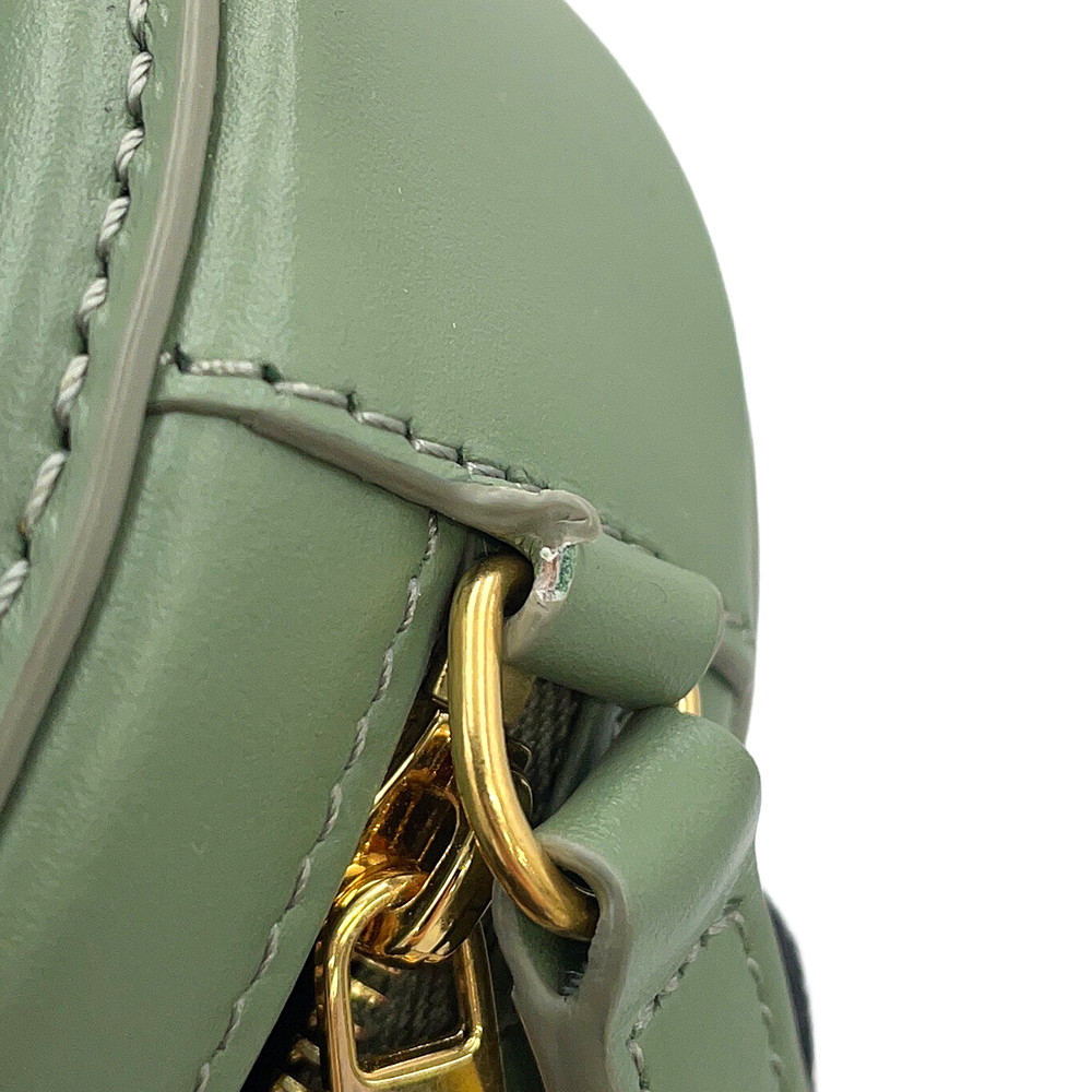 セリーヌ ショルダーバッグ オーバルパース キュイルトリオンフ 10I703DPQ CELINE