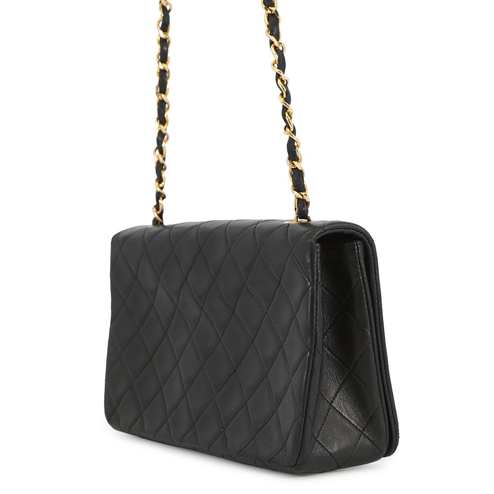 シャネル チェーンショルダーバッグ マトラッセ ココマーク フルフラップ ラムスキン A02500 CHANEL 黒