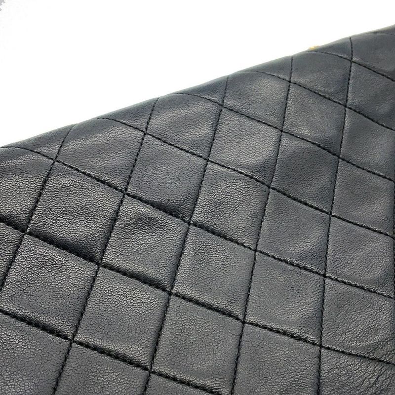 シャネル チェーンショルダーバッグ マトラッセ ココマーク フルフラップ ラムスキン A02500 CHANEL 黒