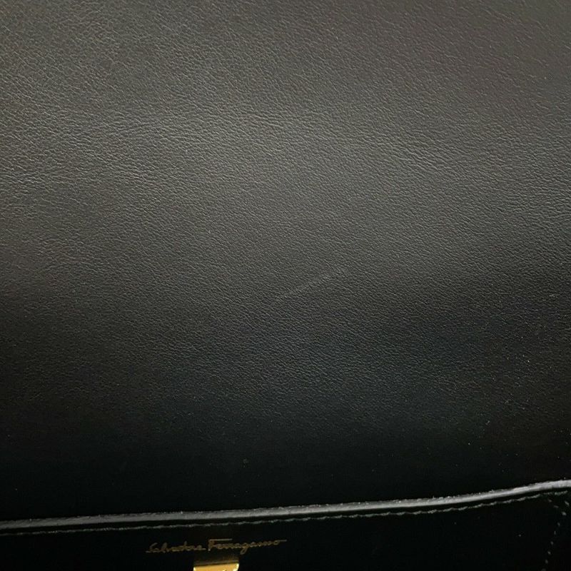 サルヴァトーレ・フェラガモ リュック ガンチーニ レザー Ferragamo 黒 バックパック バッグ
