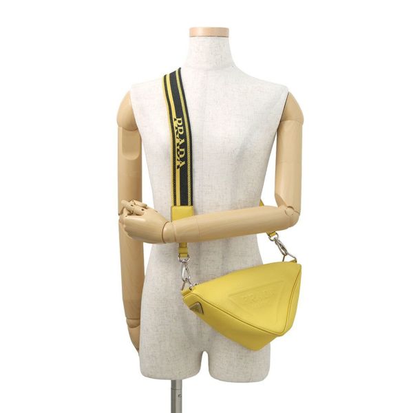 プラダ ショルダーバッグ トライアングル サフィアーノレザー 2VH155 PRADA