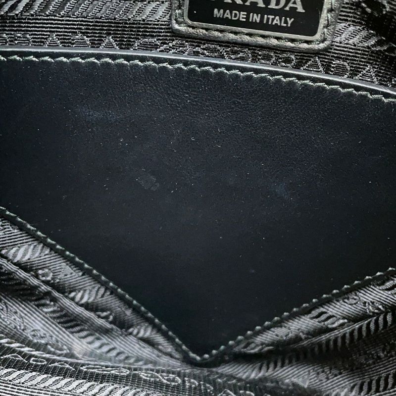 プラダ ショルダーバッグ トライアングル サフィアーノレザー 2VH155 PRADA