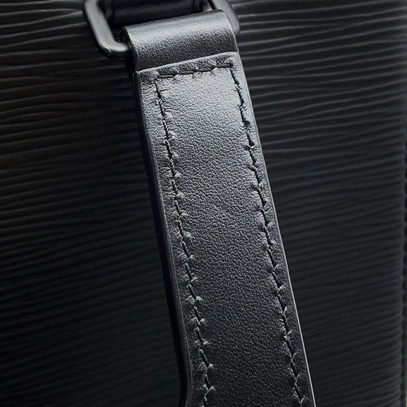 ルイヴィトン ハンドバッグ エピ サックプラ・フォールド M58497 ヴィトン 2wayショルダー 黒 ブラック セール品