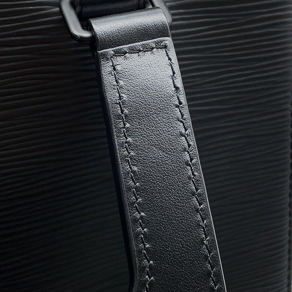 ルイヴィトン ハンドバッグ エピ サックプラ・フォールド M58497 ヴィトン 2wayショルダー 黒 ブラック セール品