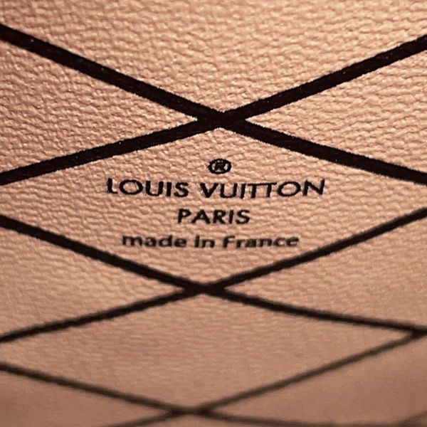 ルイヴィトン ショルダーバッグ エピ トランククラッチ M51697 LOUIS VUITTON 2wayクラッチバッグ