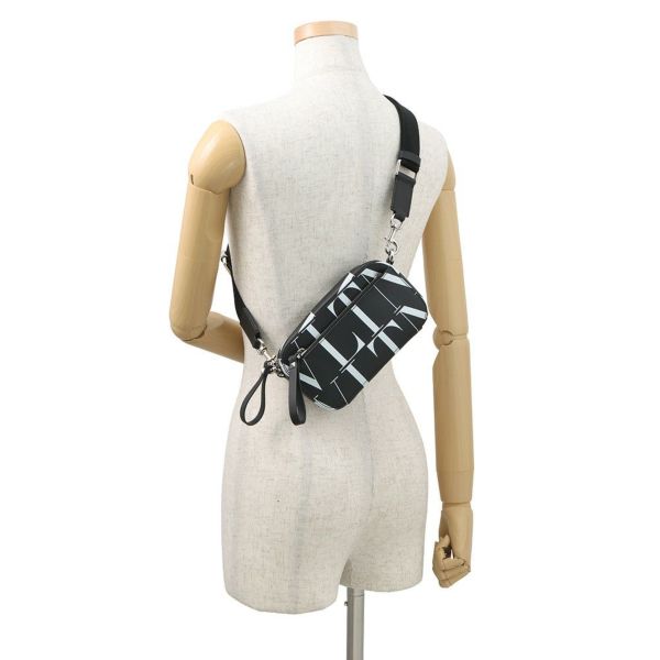 ヴァレンティノ・ガラヴァーニ ショルダーバッグ VLTNロゴ VALENTINO 2wayボディバッグ 黒