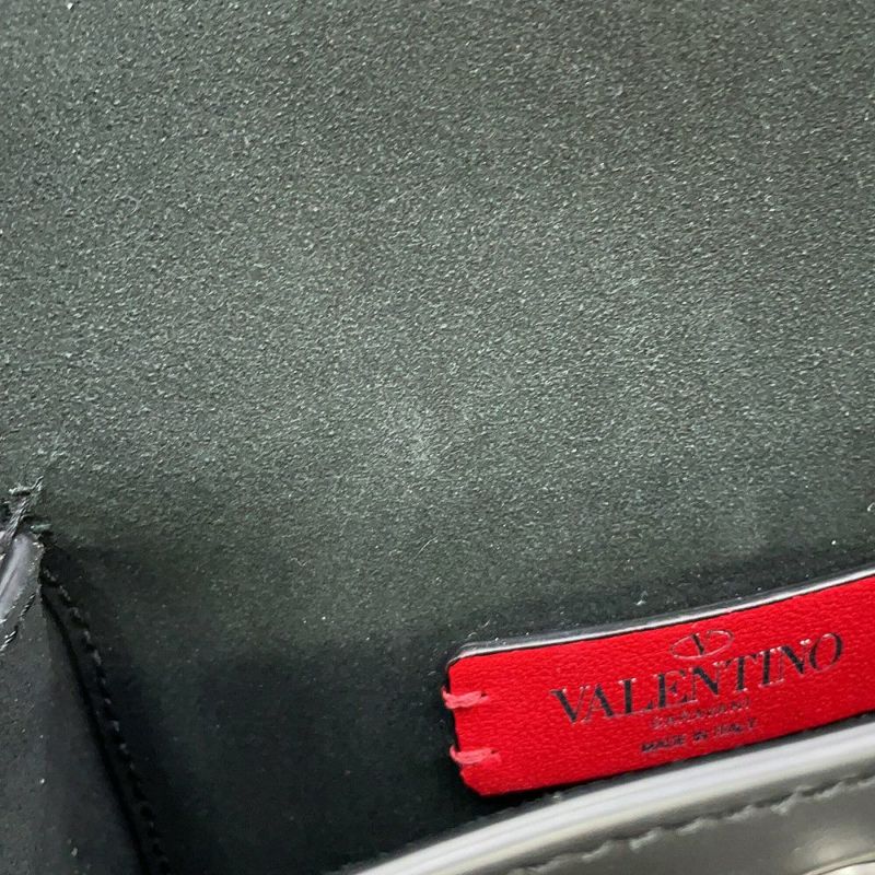 ヴァレンティノ・ガラヴァーニ ショルダーバッグ VLTNロゴ レザー VALENTINO 黒