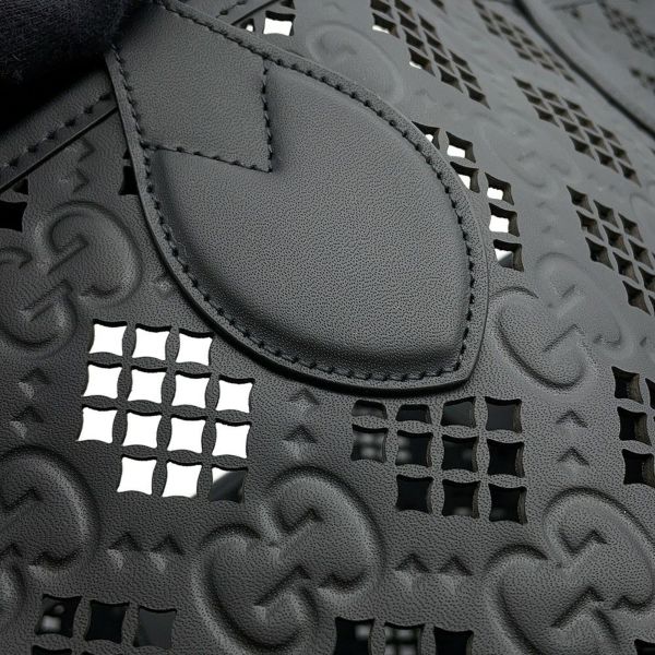 グッチ トートバッグ カットアウトモチーフ ミディアム GG レザー 772229 GUCCI ポーチ付き 黒