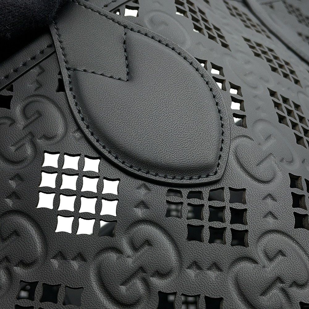 グッチ トートバッグ カットアウトモチーフ ミディアム GG レザー 772229 GUCCI ポーチ付き 黒