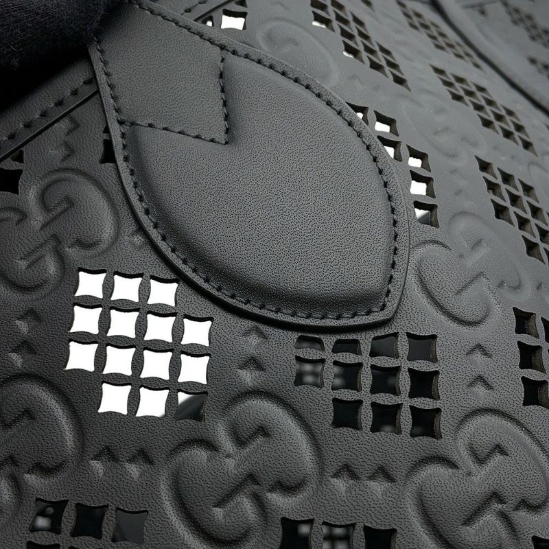 グッチ トートバッグ カットアウトモチーフ ミディアム GG レザー 772229 GUCCI ポーチ付き 黒