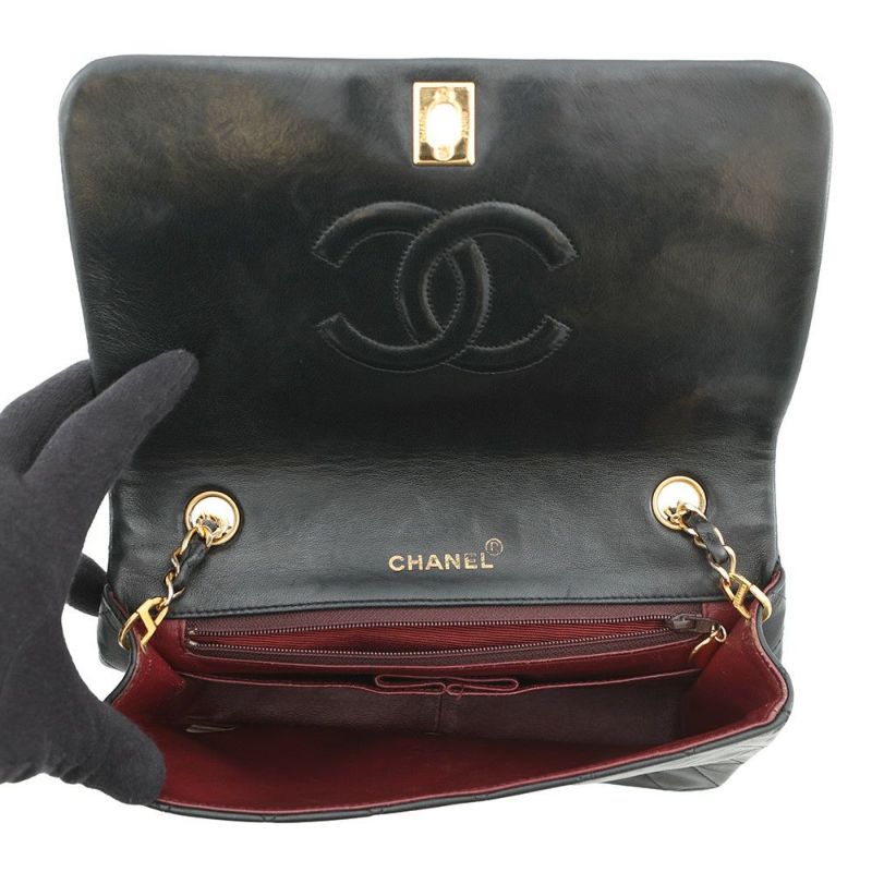 シャネル チェーンショルダーバッグ マトラッセ ココマーク フルフラップ ラムスキン A02500 CHANEL 黒