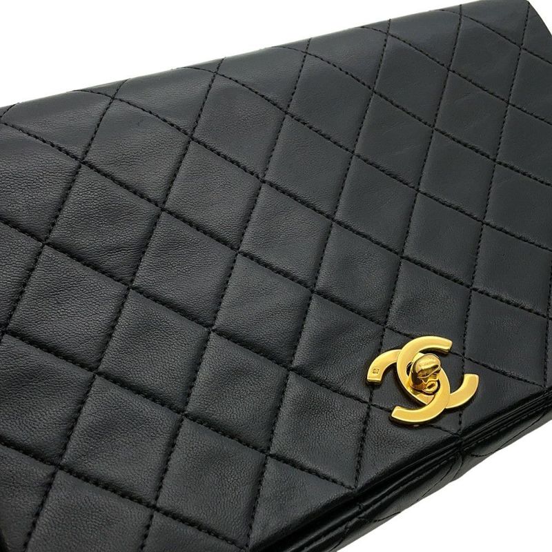 シャネル チェーンショルダーバッグ マトラッセ ココマーク フルフラップ ラムスキン A02500 CHANEL 黒