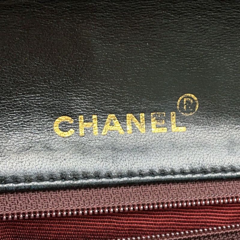 シャネル チェーンショルダーバッグ マトラッセ ココマーク フルフラップ ラムスキン A02500 CHANEL 黒